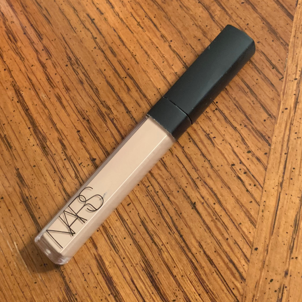 Nars Radiant Creamy Concealer - Vanilla (Light 2)